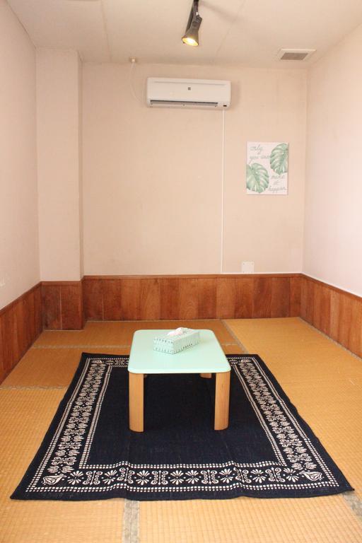 Ishigaki  Guest House Holoholo Ishigakijima מראה חיצוני תמונה